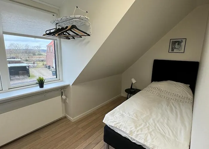 The Butterfly - House In For 7 Persons With Luxury Rooftop Deck & Free Parking Lejlighed